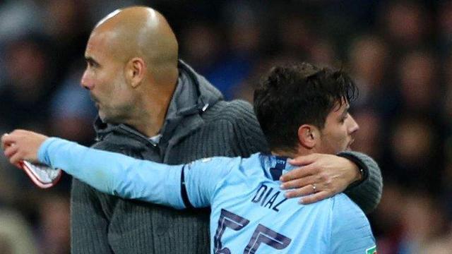 在慈善晚宴 在慈善晚宴