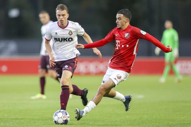 威胁进攻 威胁进攻