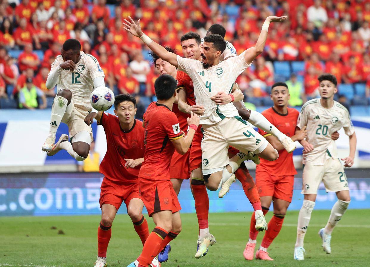 主场迎战狼 主场迎战狼